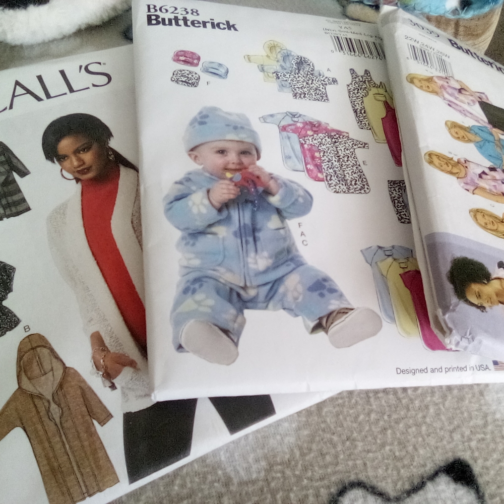 Butterick Sewing Pattern 3039 - Picture 9 of 10